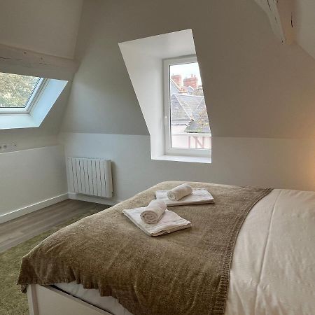 Bella, Joli Appt Renove Dans Le Bourg Lägenhet Ouistreham Exteriör bild